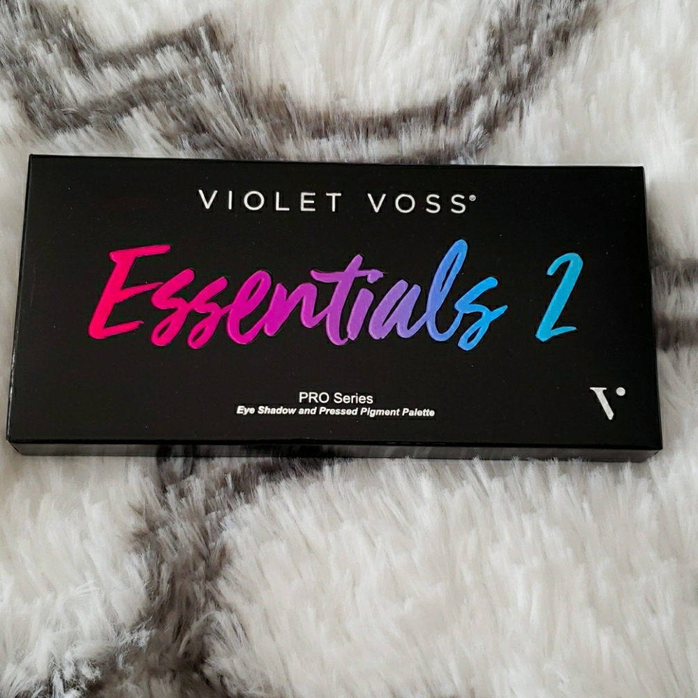 Violet Voss Eyeshadow Palette